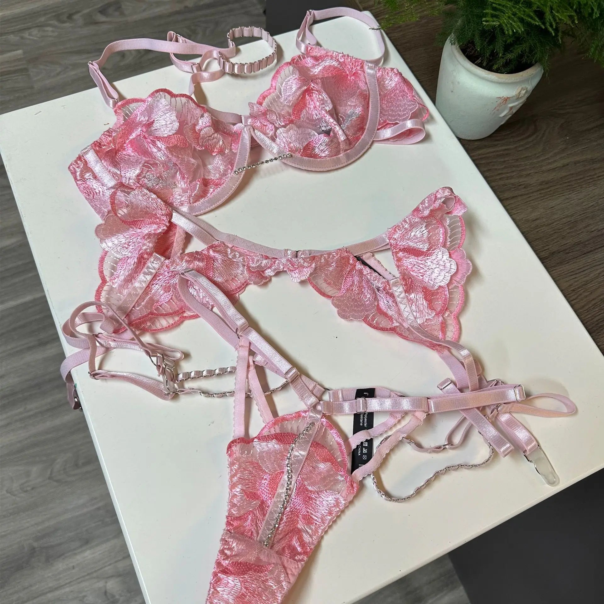 Lingerie Thong Underwear Bra Set Women's Sleepwear With Lace Trim Lingeries Femmes