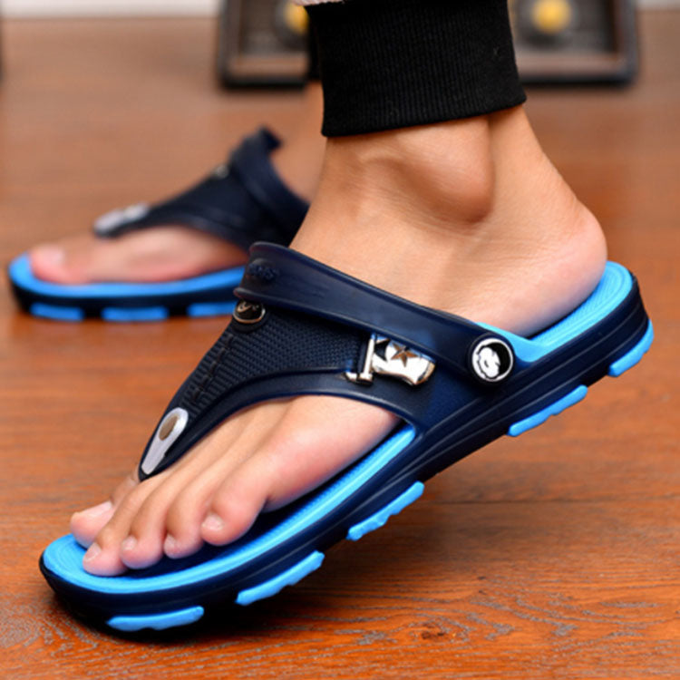 Latest Men's Outdoor Slippers Men's Open Toes Slippers  Men's Beach Shoes Flip-Flops Sandals Slippers Eva