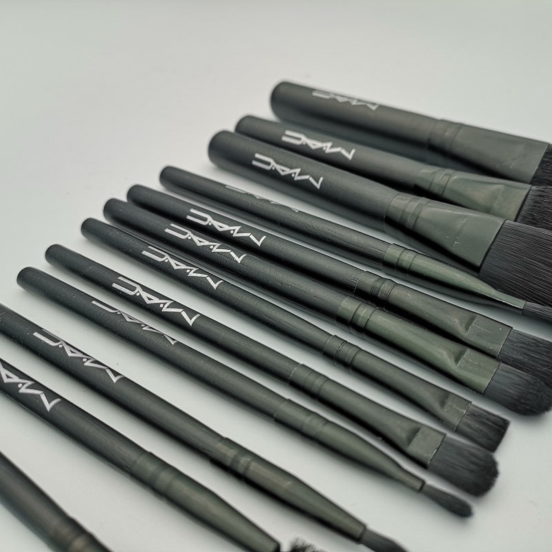 12pcs Makeup Brush Set Face Makeup Eyeshadow Eyeliner Lip Brush Set Tool With Metal Box Makeup Brushes - My Store