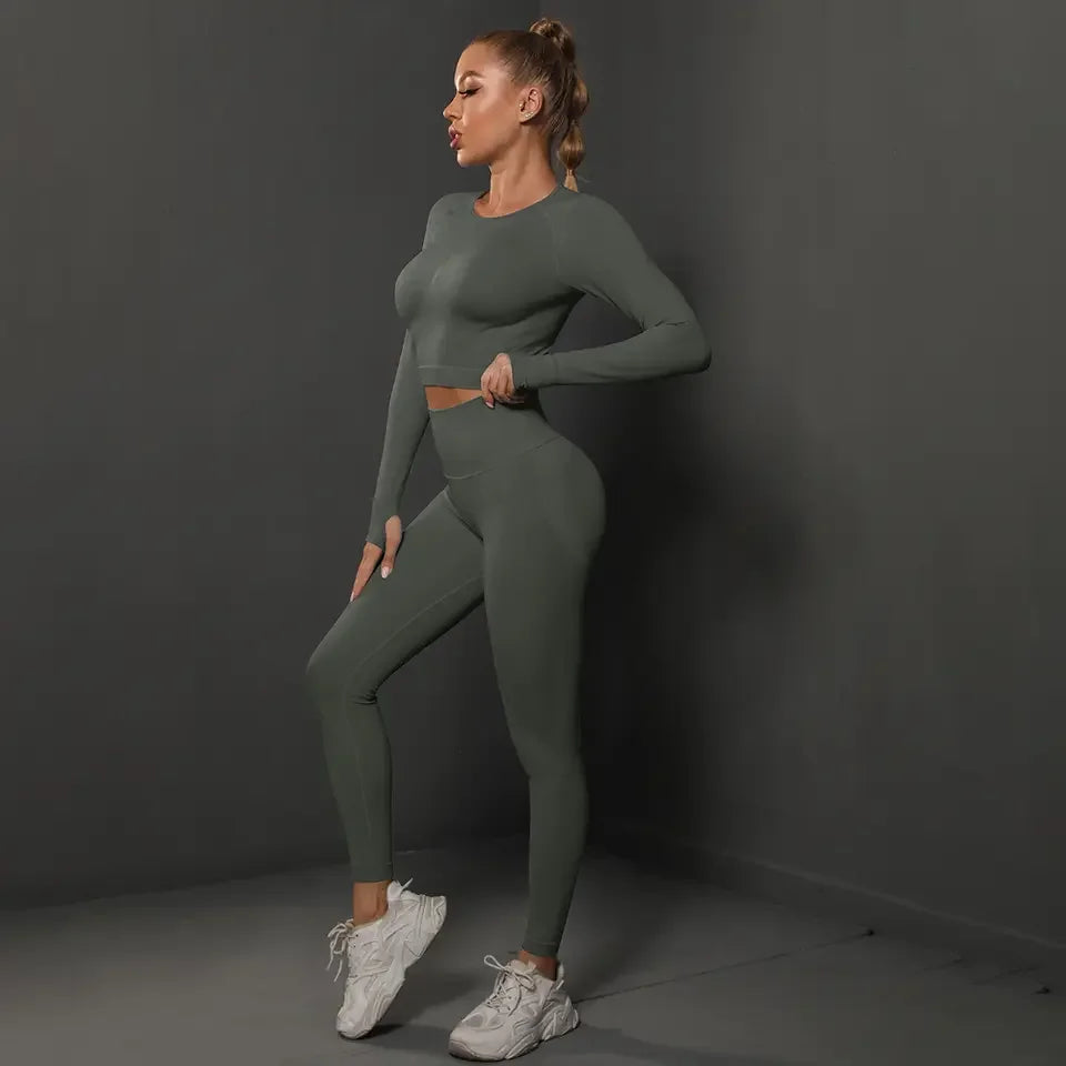 Hot Selling New Custom Logo Plus Size Seamless Activewear Set Long Sleeved Top Leggings 2 Piece Set Custom Yoga Set