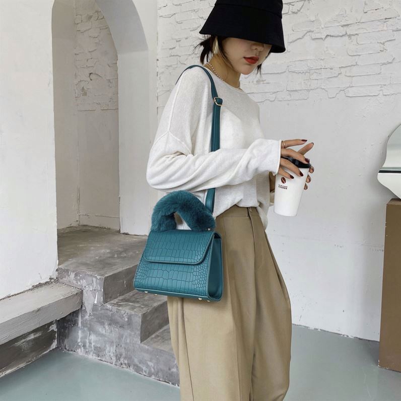 Winter Fluffy Handbag Designers Handbags Famous Brands Fur Purses and  Handbags for Women Purses
