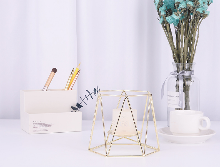 Small Size Wedding Decorative Gold Single Candlestick Hanukkah Candles Lanterns Decorative Candle Jar Unique Candle Vessel
