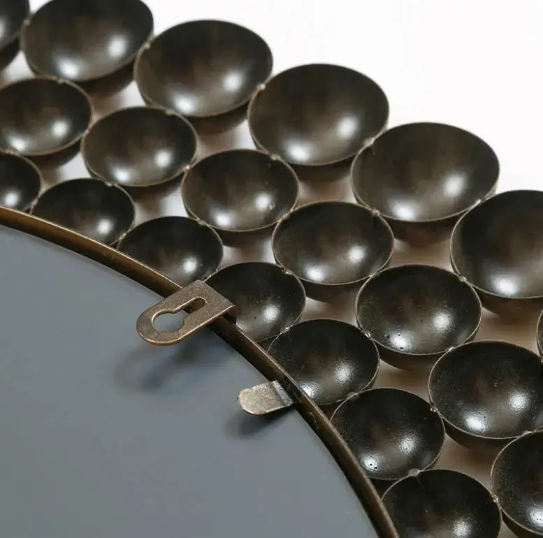 70*70cm Round Iron Design Vintage Decorative Wall Decor Mirror for Living Dining Room Bathroom Round Beads Edge Mirrors