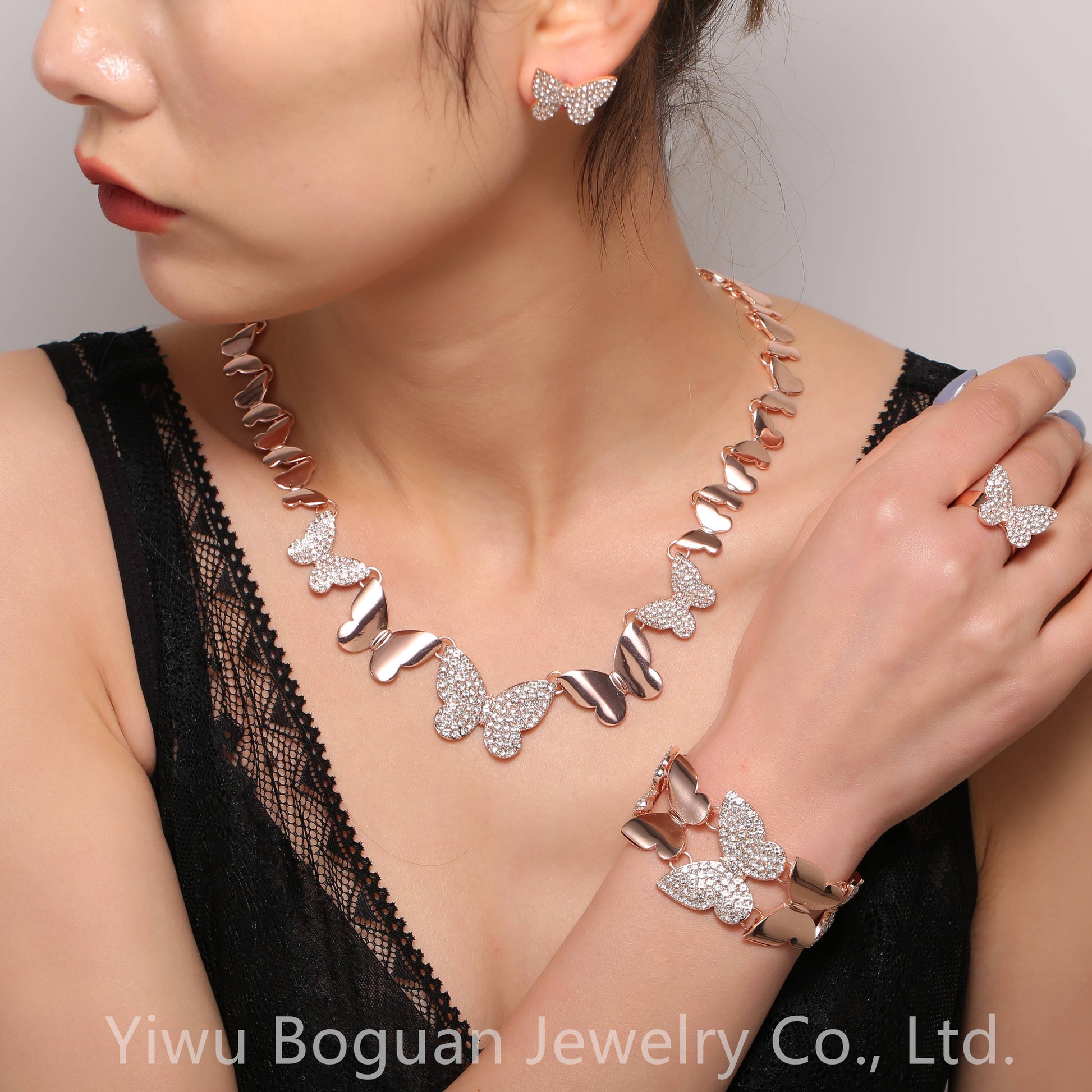 2021 Hip Hop High Quality Gold Jewelry Women Jewelry Set 18k Gold Plating Jewelry Set