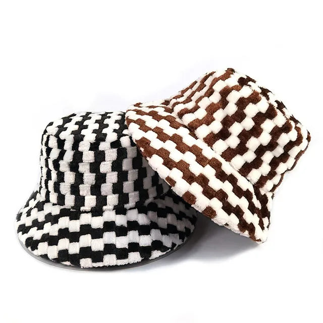 Wholesale Thicken  Fashion Checker Hats for Women Warm Winter Hats Fur Bucket Hat