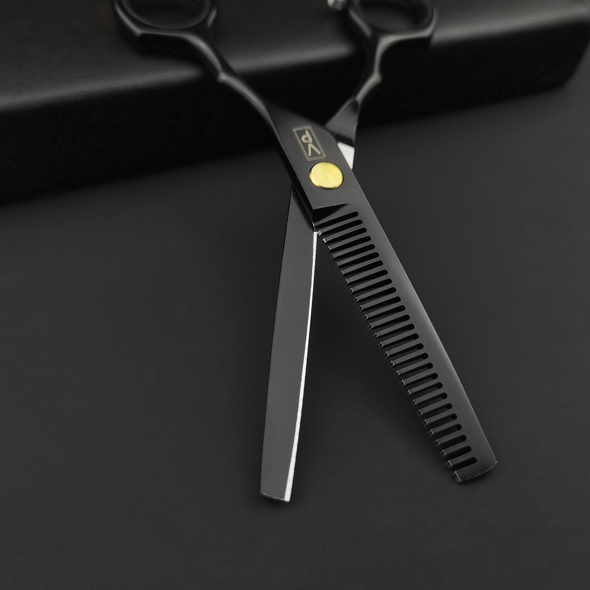 Hair Scissors 5.5'' Hair Scissors Professional Barber Scissors Hairdressing Scissors Hair Accessories Hairdresser's Scissor Set