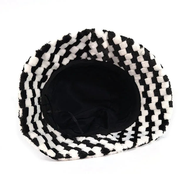 Wholesale Thicken  Fashion Checker Hats for Women Warm Winter Hats Fur Bucket Hat