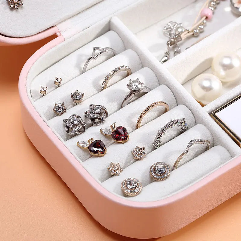 Jewelry Box for Earrings Ring Necklaces Storage PU Leather Box for Jewelry Portable Organizer for Jewelry Travel Jewelry Case