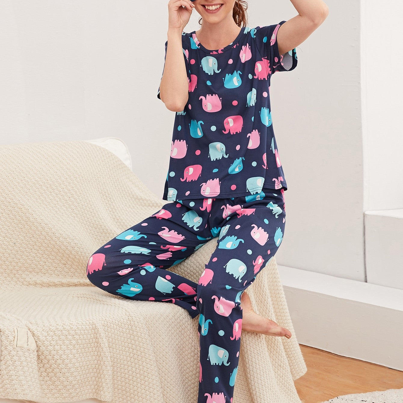 2021 New Satin Pajamas Sexy Lingerie Sleepwear Nightwear Designer Pajama Sets for Women