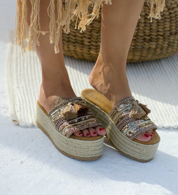 INS Hot List Women's Sandals for Slippers Fish Scales Fringed Thick-Soled Woven Rope Anti-Slippery Height Increasing Mesh Lining