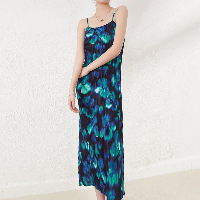 New Summer Miyake Women Pleated Sleeveless Dresses Ladies Casual Halter Dresses Printed Shift Dress