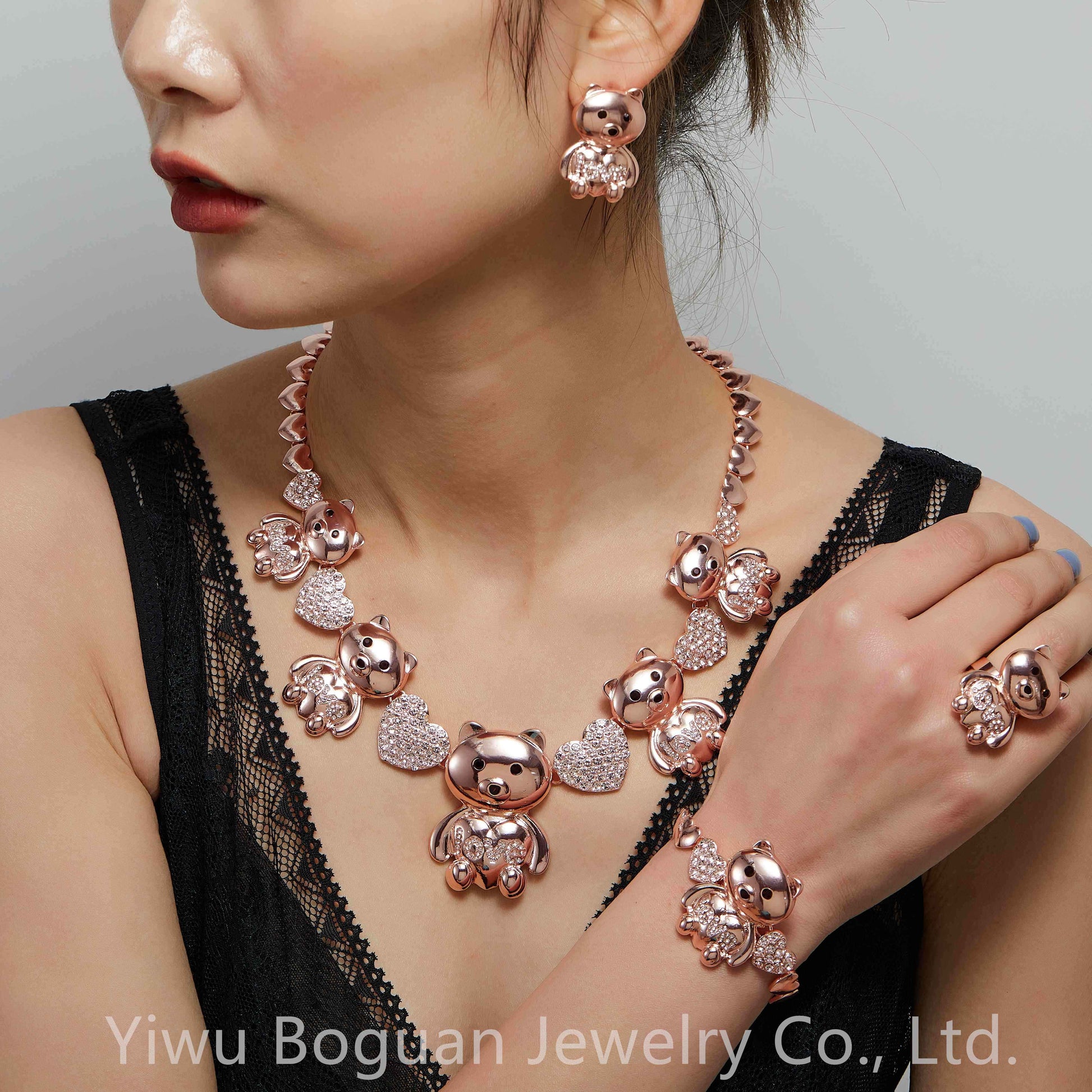 2021 Hip Hop High Quality Gold Jewelry Women Jewelry Set 18k Gold Plating Jewelry Set