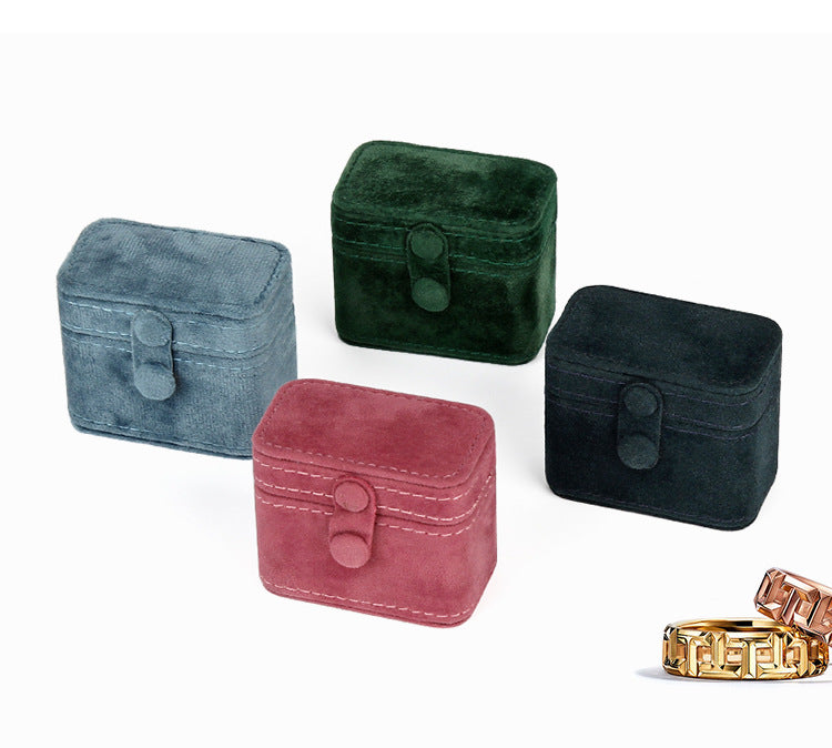 Wholesale Vintage Travel Jewellery Gift Organizer Mini Portable Luxury Velvet Custom Jewelry Ring Box