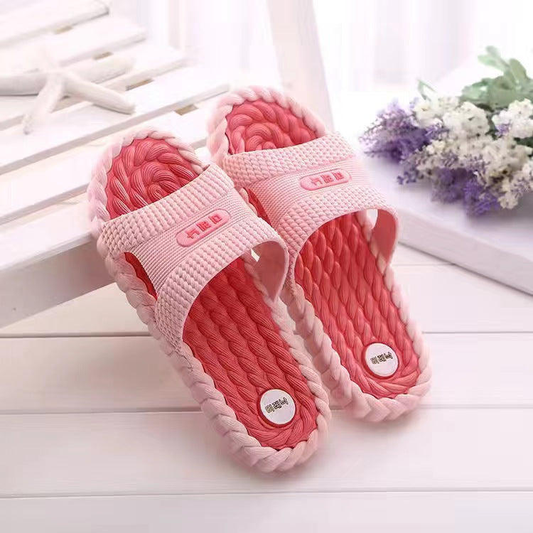 New Leaky Slippers Bathroom Bathing Simple Men's and Women's Home Indoor Massage Sandals and Slippers Featured Beach Slippers