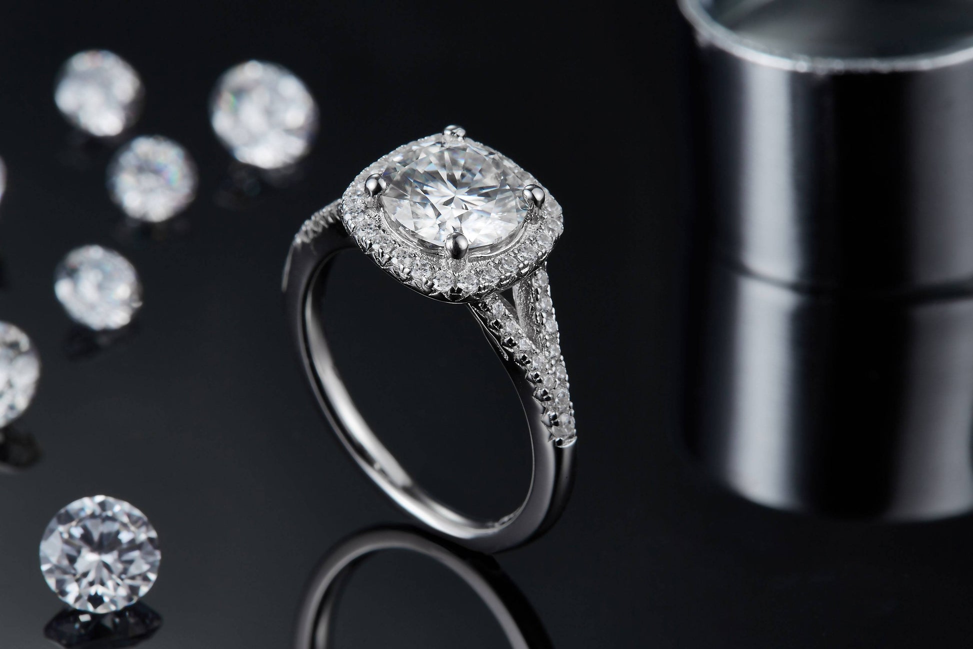SGARIT Jewellery Round Gold Plated 925 Sterling Silver 2ct Pave Setting Moissanite Ring Jewelry