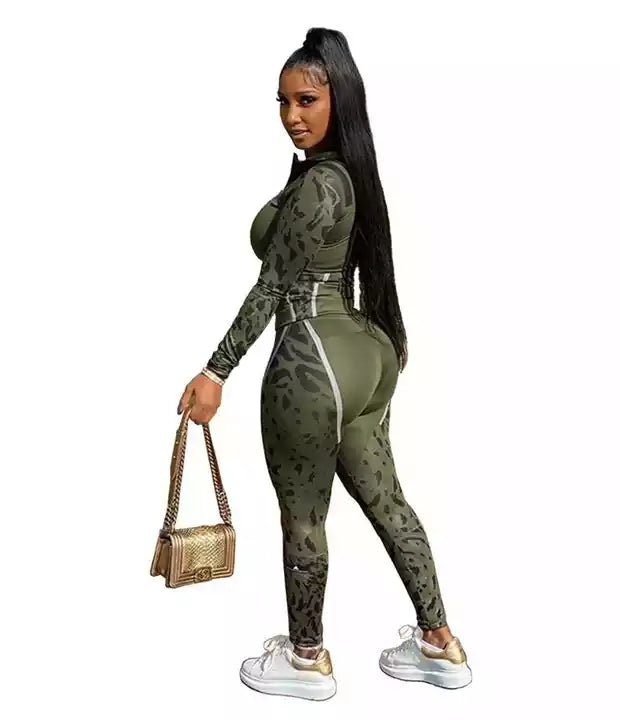 Plus Size Women's Activewear Fitness Exercise Two Piece Camo Suit Top Leggings Patchwork 2 Piece Set
