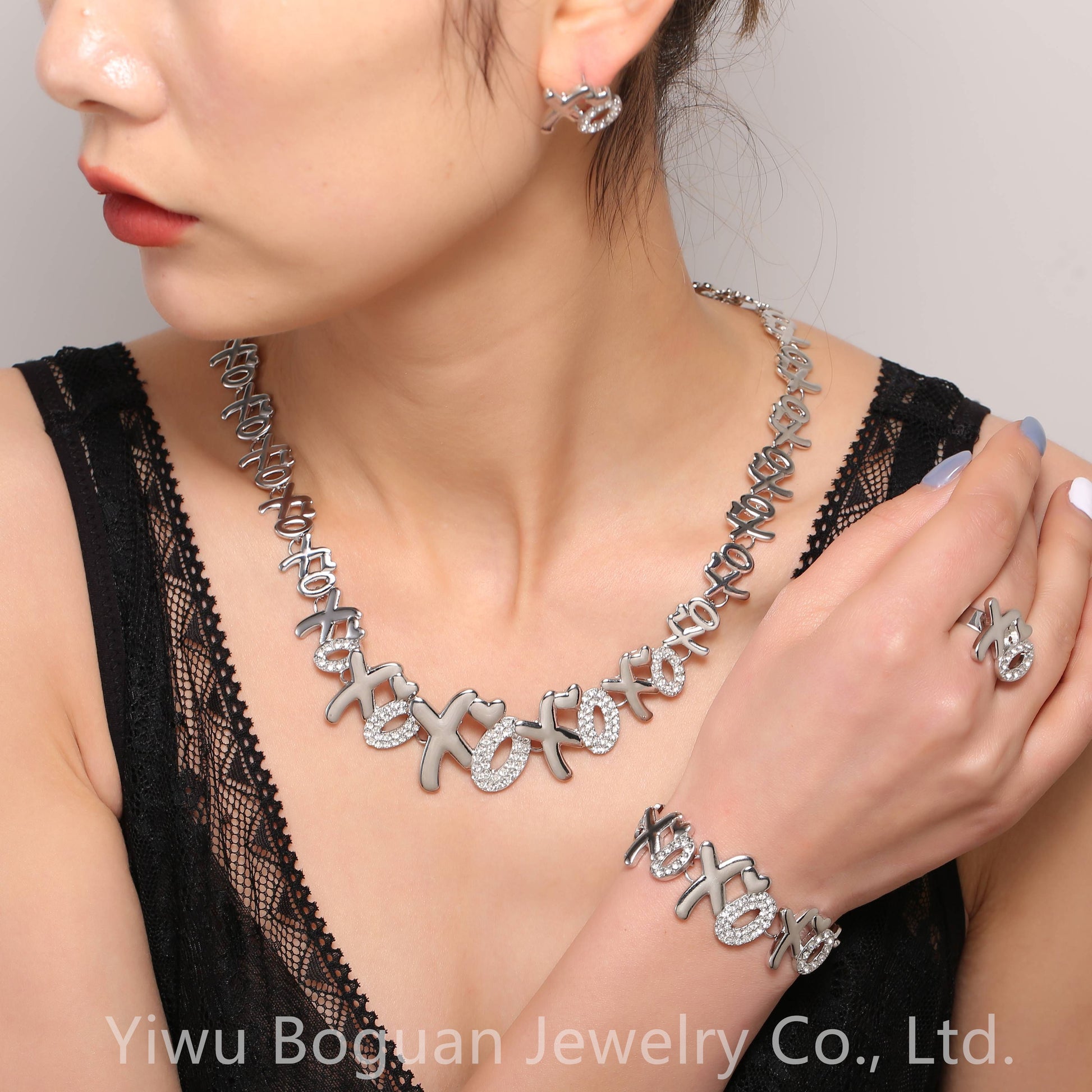 2021 Hip Hop High Quality Gold Jewelry Women Jewelry Set 18k Gold Plating Jewelry Set