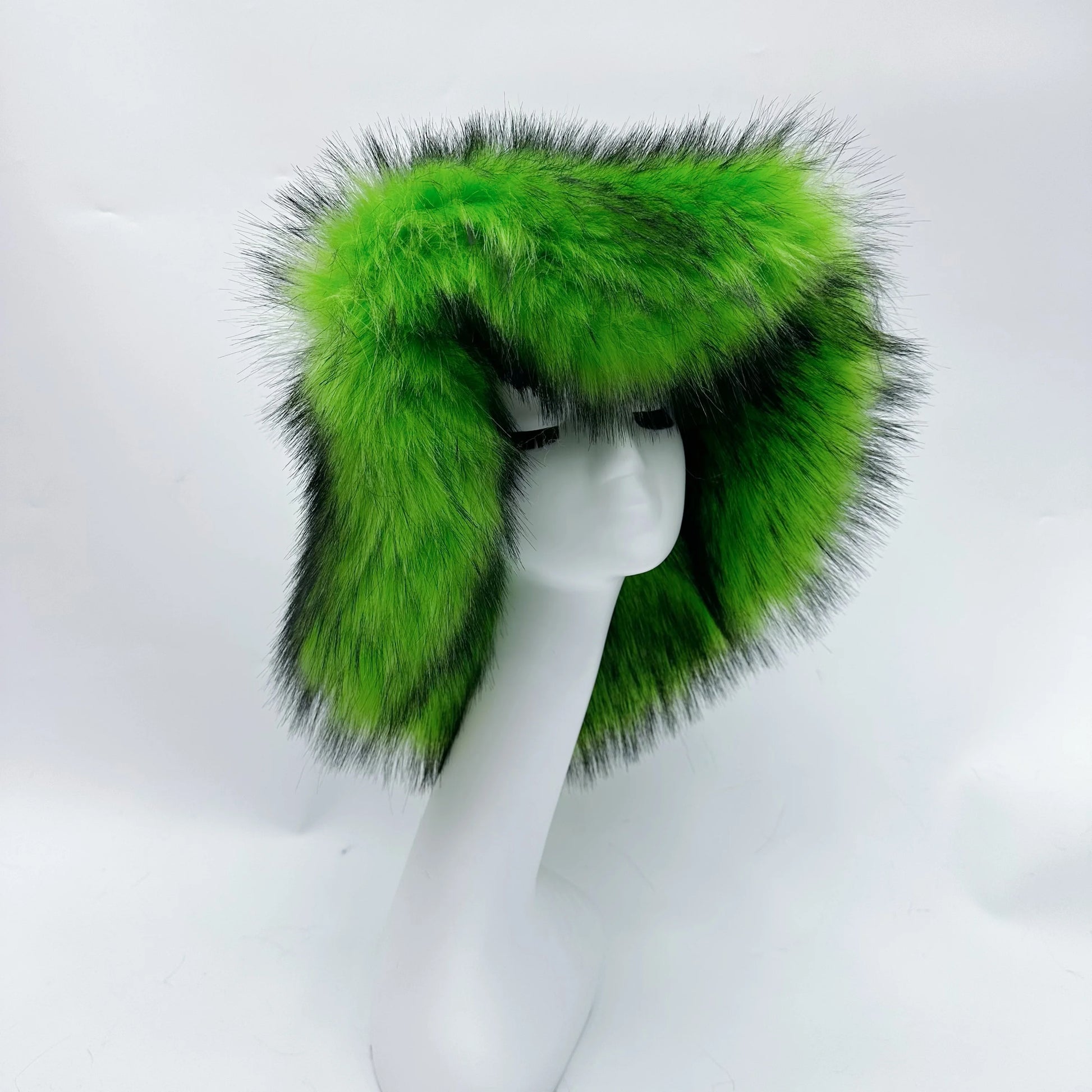 Winter Warm Plush Bucket Hat Women Oversize Earflaps Fluffy Faux Fur Hats Fashion Furry Raccoon Fur Cotton Hat Solid Color Hats