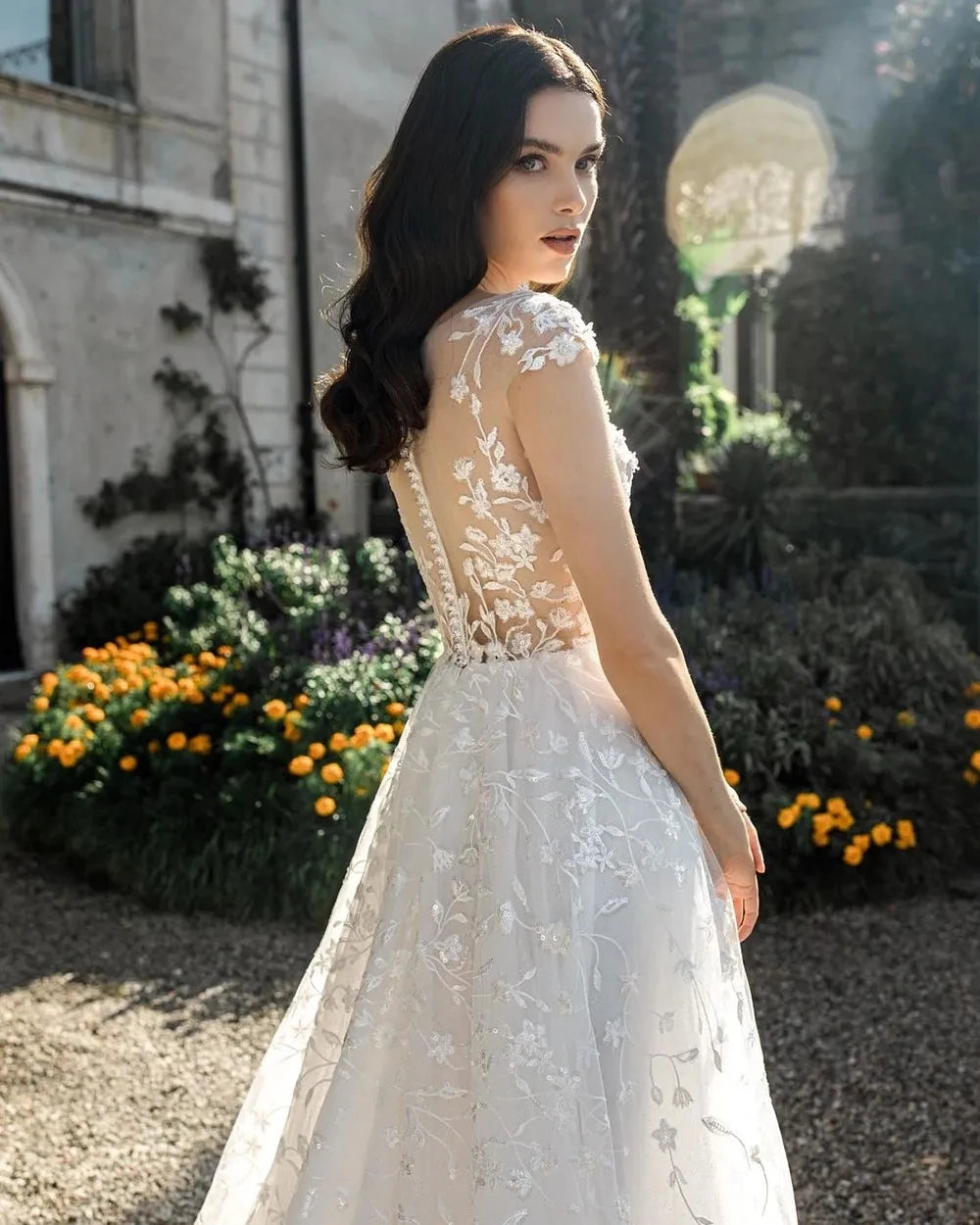 Exquisite Wedding Dresses for Women Sleeveless V-Neck Bridal Gowns Lace Appliques Robes Delicated Vestidos De Novia Customized - My Store