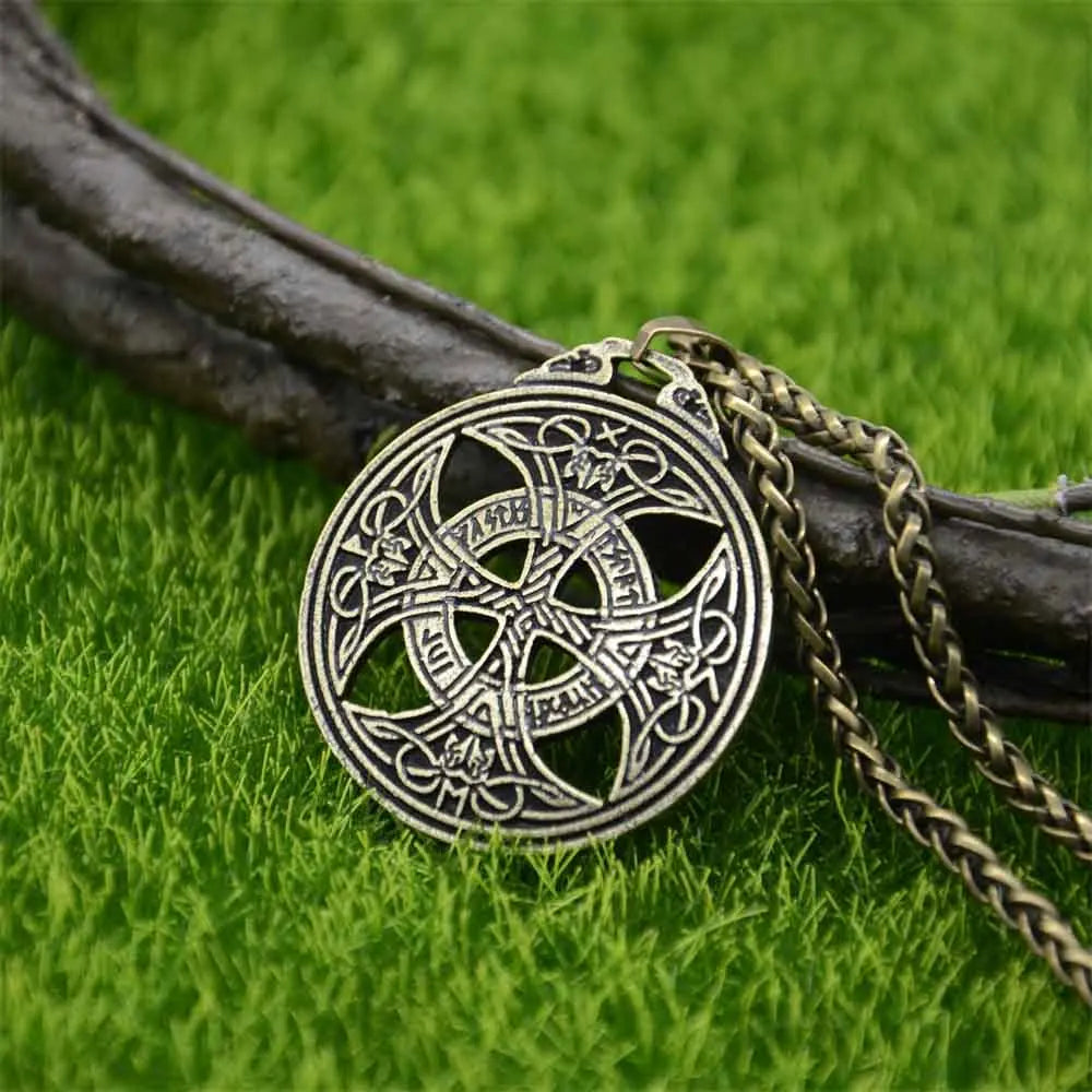 Nostalgia Irish Knot Viking Cross Norse Runes Jewelry Men Necklace Charms Pendants Amulet Talisman Jewlery