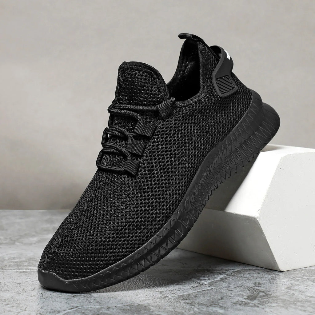 Men Shoes Breathable Mesh Running Shoes Slip on Walking Sneakers for Men Tennis Sports Shoes