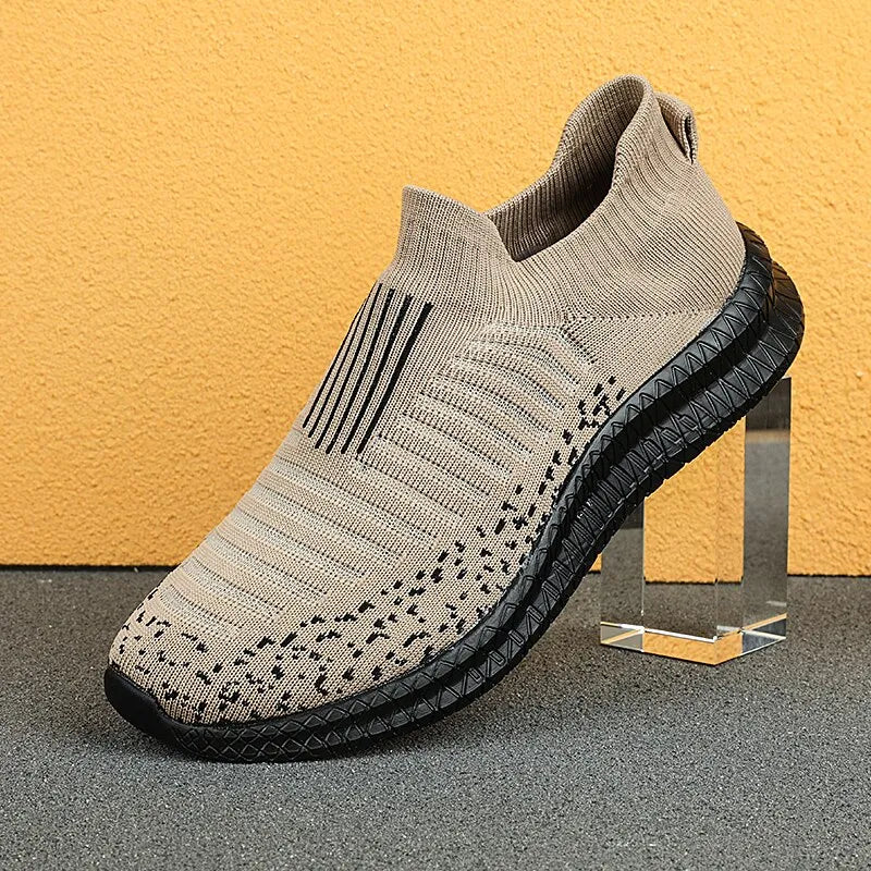 Men Shoes Breathable Men's Sneakers Comfortable Running Shoes Tenis Outdoor Slip on Walking Sneakers Sock Jogging Shoes