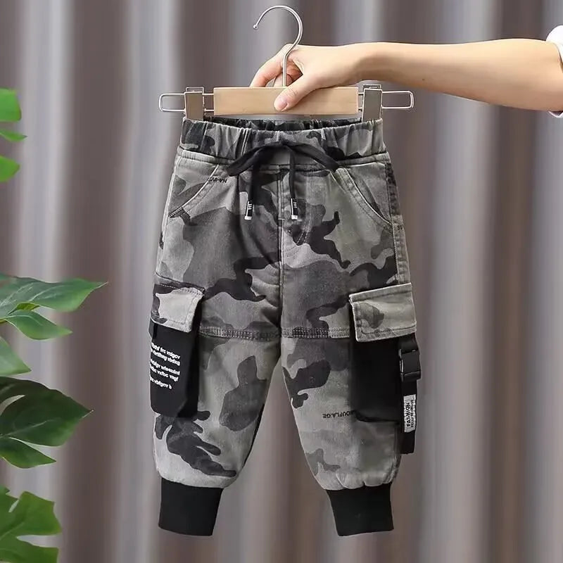 Autumn and Winter Boys' Pants 2025 New Children's Plush Thickened Warm Pants Children's Pants Baby Camouflage Cargo Pants