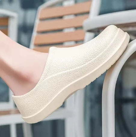 Men Chef Shoes Man Summer Beach Slippers Water-Proof Oil-Proof Kitchen Shoes Non-Slip Garden Clogs Hotel Work Shoe EVA Sandal