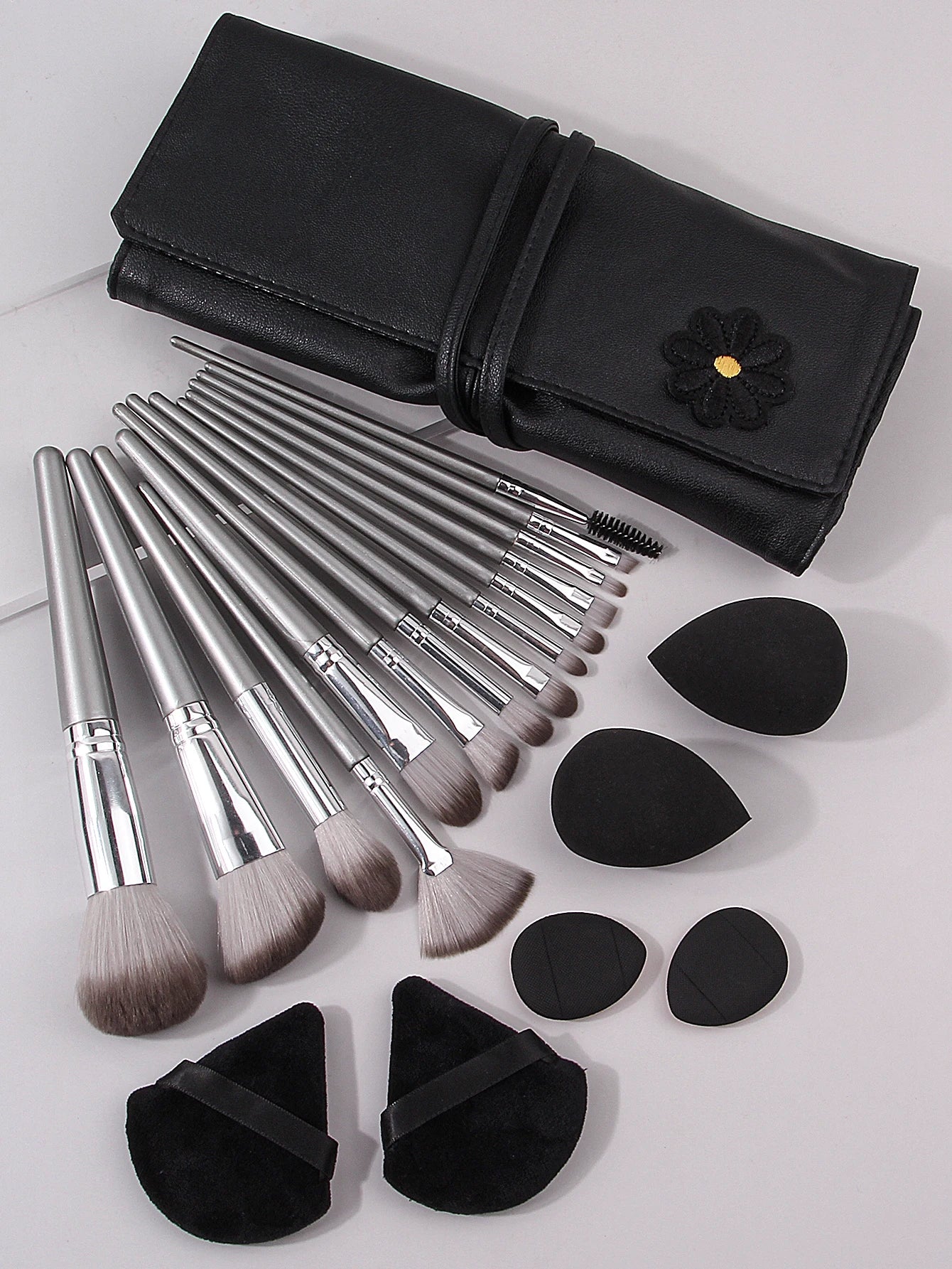 Professional Makeup Tools Set 15PCS Foundation Makeup Brush Face Wash Brush Set 9PCS Makeup Sponge Remover Puffs 1PCS Makeup Bag - My Store
