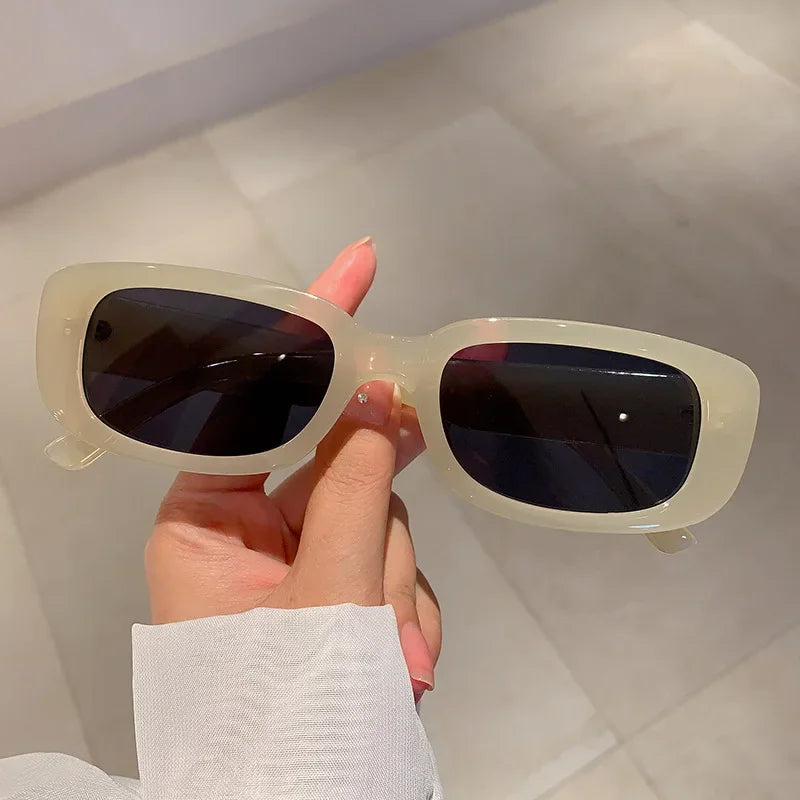 Retro Small Frame Sunglasses for Men and Women Luxury Vintage Shading Sun Glasses Trendy Sunnglasses With UV Protection