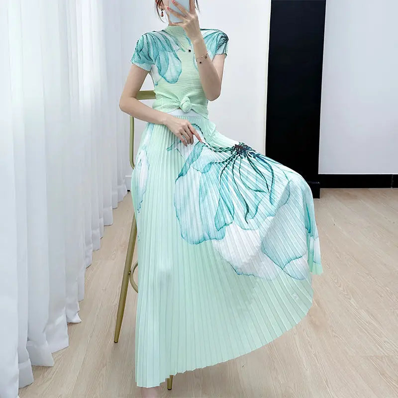 Elegant Two Piece Skirt Set Costume Women's Suit Skirts Pleated Skirt  Female Outfit Women's Casual Skirts Blouses Wrinkle Set