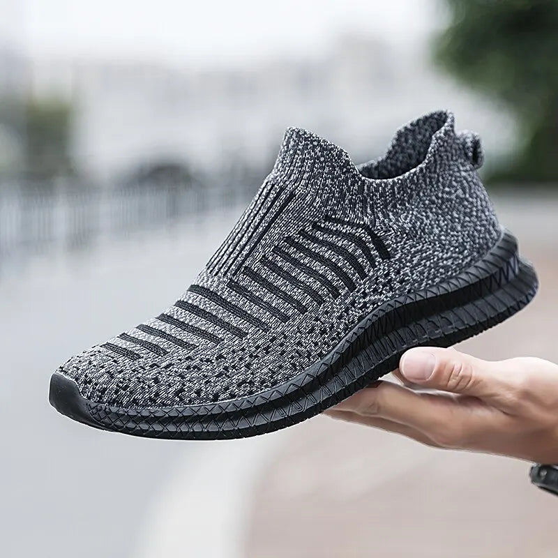 Men Shoes Breathable Men's Sneakers Comfortable Running Shoes Tenis Outdoor Slip on Walking Sneakers Sock Jogging Shoes