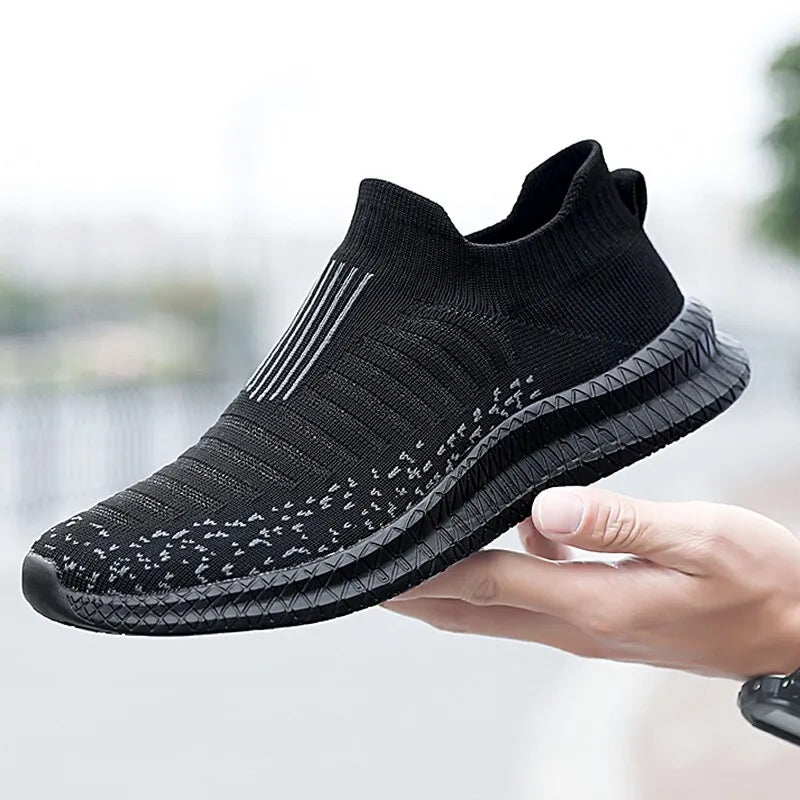 Men Shoes Breathable Men's Sneakers Comfortable Running Shoes Tenis Outdoor Slip on Walking Sneakers Sock Jogging Shoes