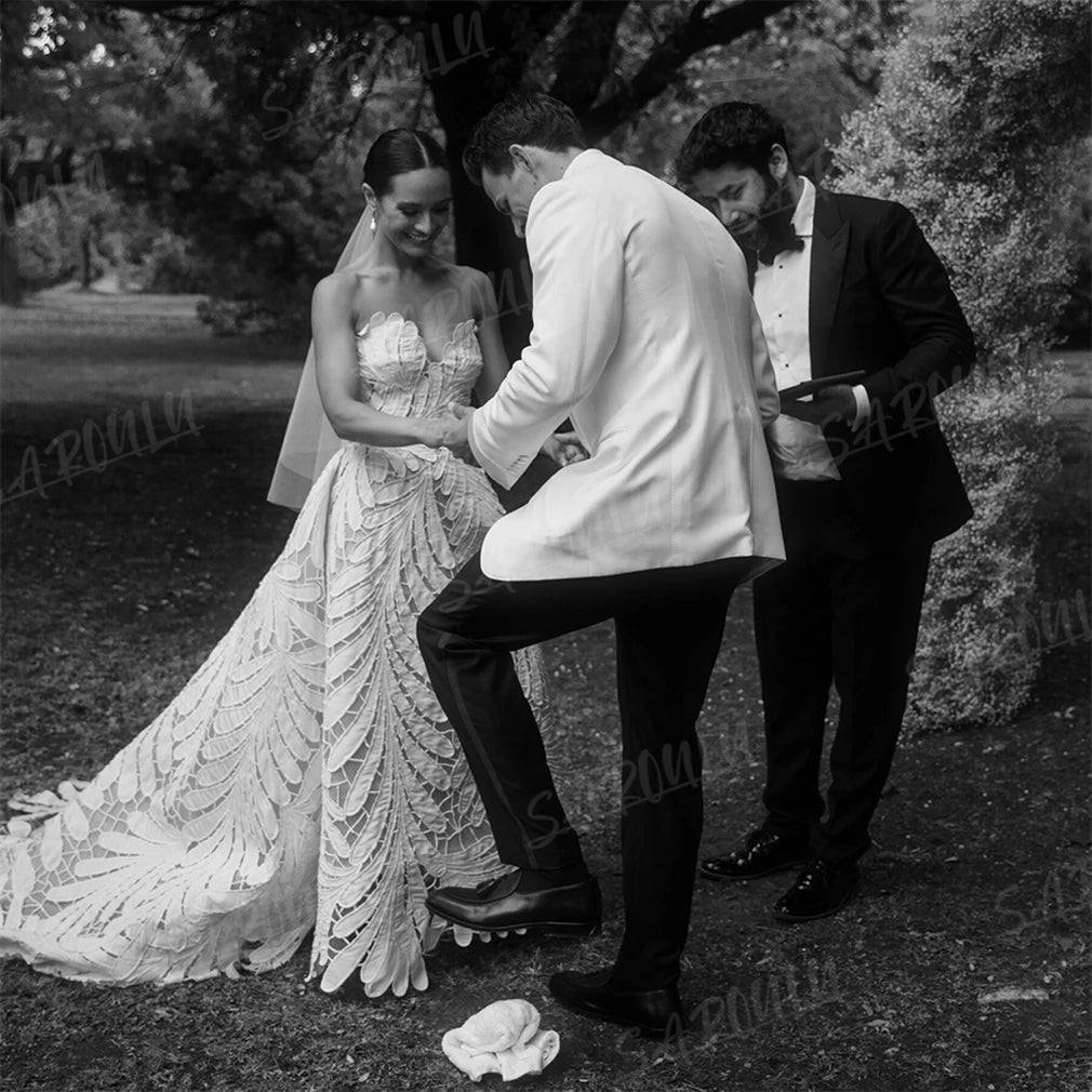 Cutout Sweetheart Strapless Wedding Dress Large Leaf Zipper Long Train Photography Puffy Unique Embroidery Bridal Dresses - My Store