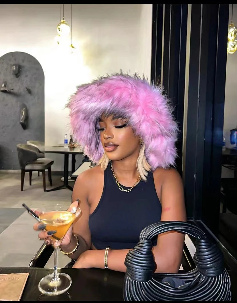 Winter Warm Plush Bucket Hat Women Oversize Earflaps Fluffy Faux Fur Hats Fashion Furry Raccoon Fur Cotton Hat Solid Color Hats