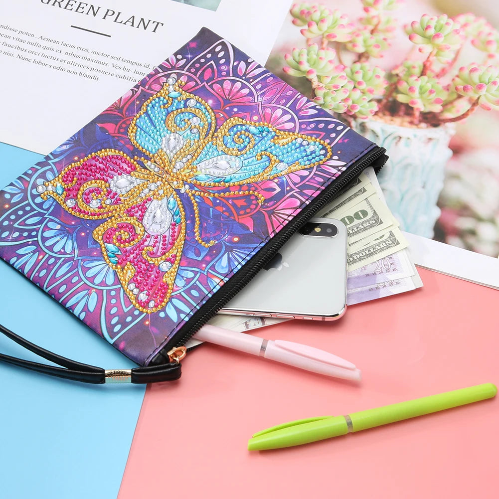 DIY Special Shaped Diamond Painting Bags Women Wristlet Bags Zipper Wallet Women Clutch Storage Bag Christmas Gift Girls Handbag
