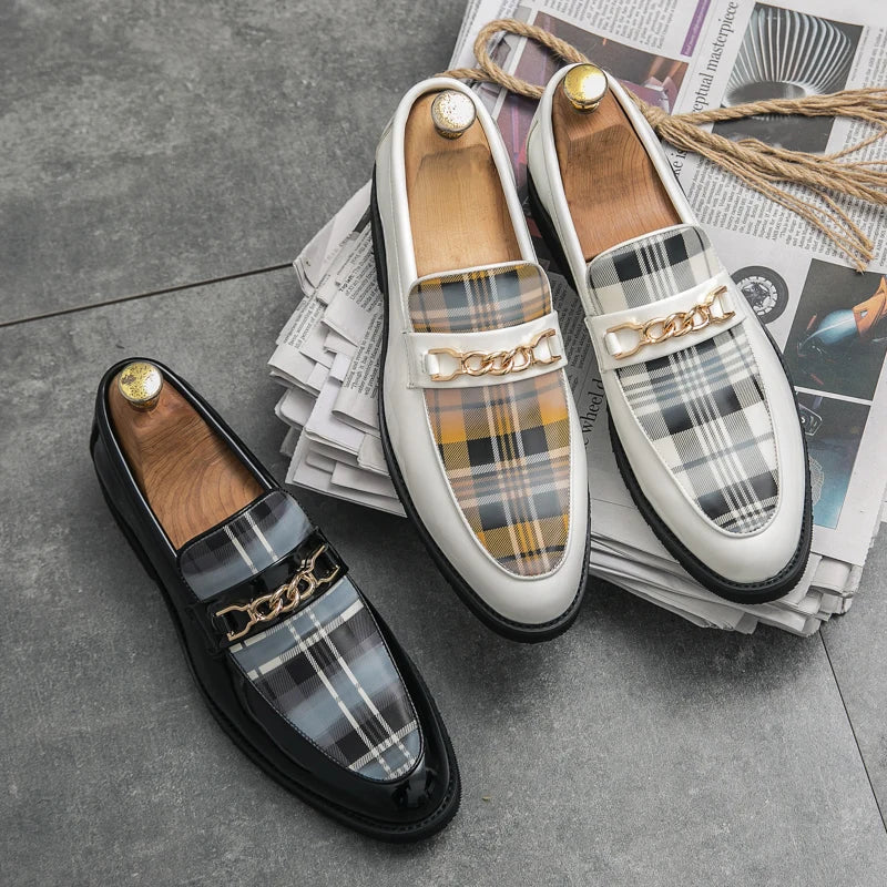 New High Quality Italian Shoe for Men Loafers Casual Men Shoes Luxury Leather Slip-On British Style Striped Soft Shoes Moccasins