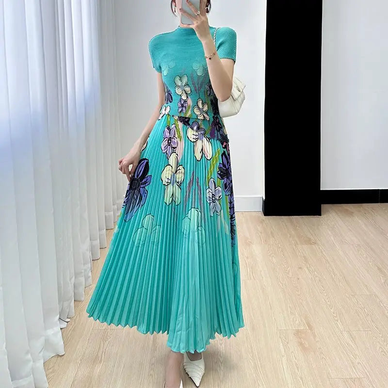 Elegant Two Piece Skirt Set Costume Women's Suit Skirts Pleated Skirt  Female Outfit Women's Casual Skirts Blouses Wrinkle Set