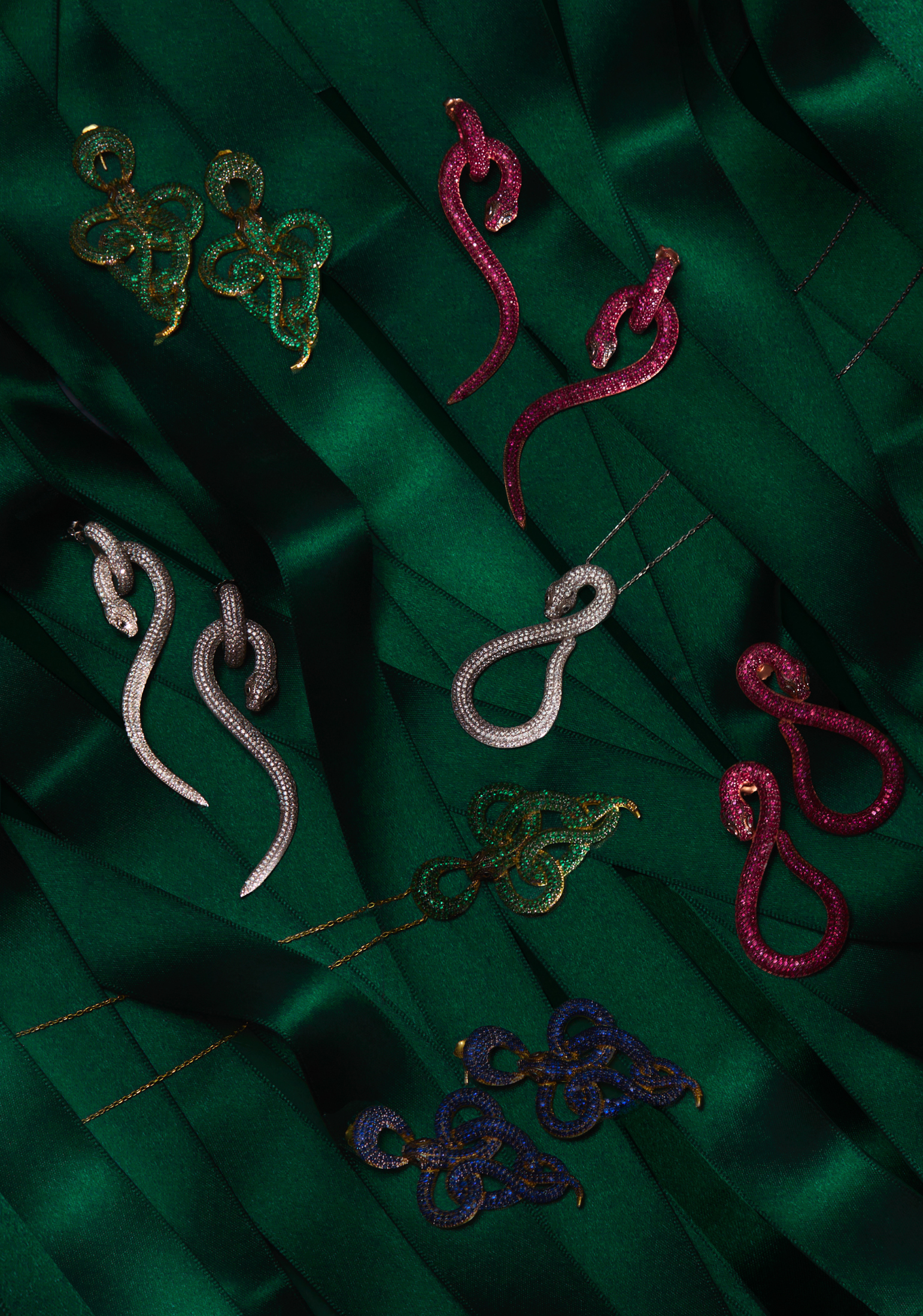 Viper Snake Drop Earrings Gold Emerald - My Store